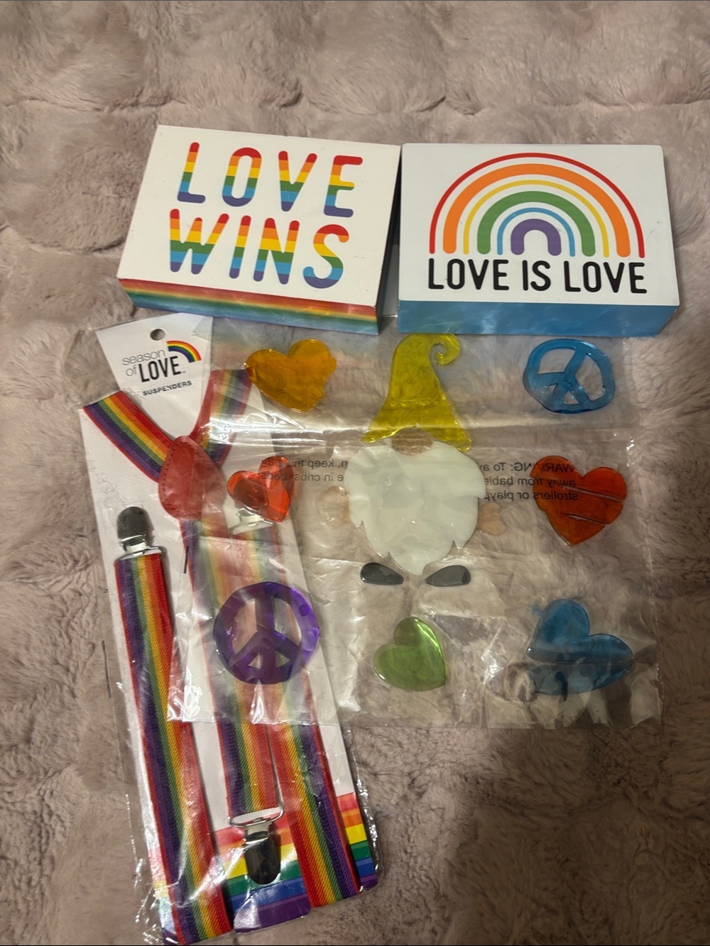 Season of Love Home Decor & Matching Suspenders